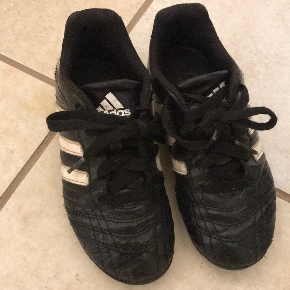 Sports outdoor cleats